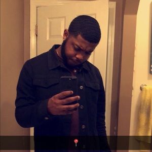 Meet your Posher, Kenneth